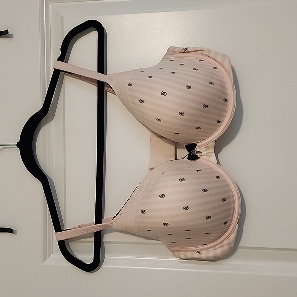 Body by Victoria lined Perfect Coverage bra